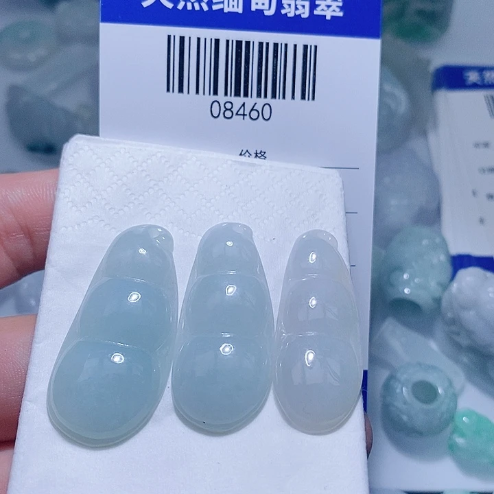 翡翠未镶嵌颈饰天光墟翡翠市场现金代购