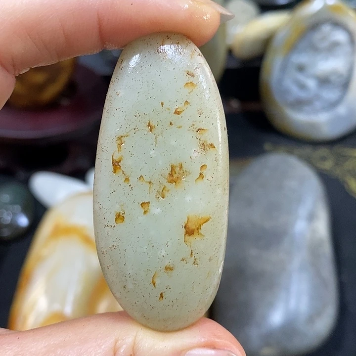 未镶嵌和田玉（糖玉）挂件