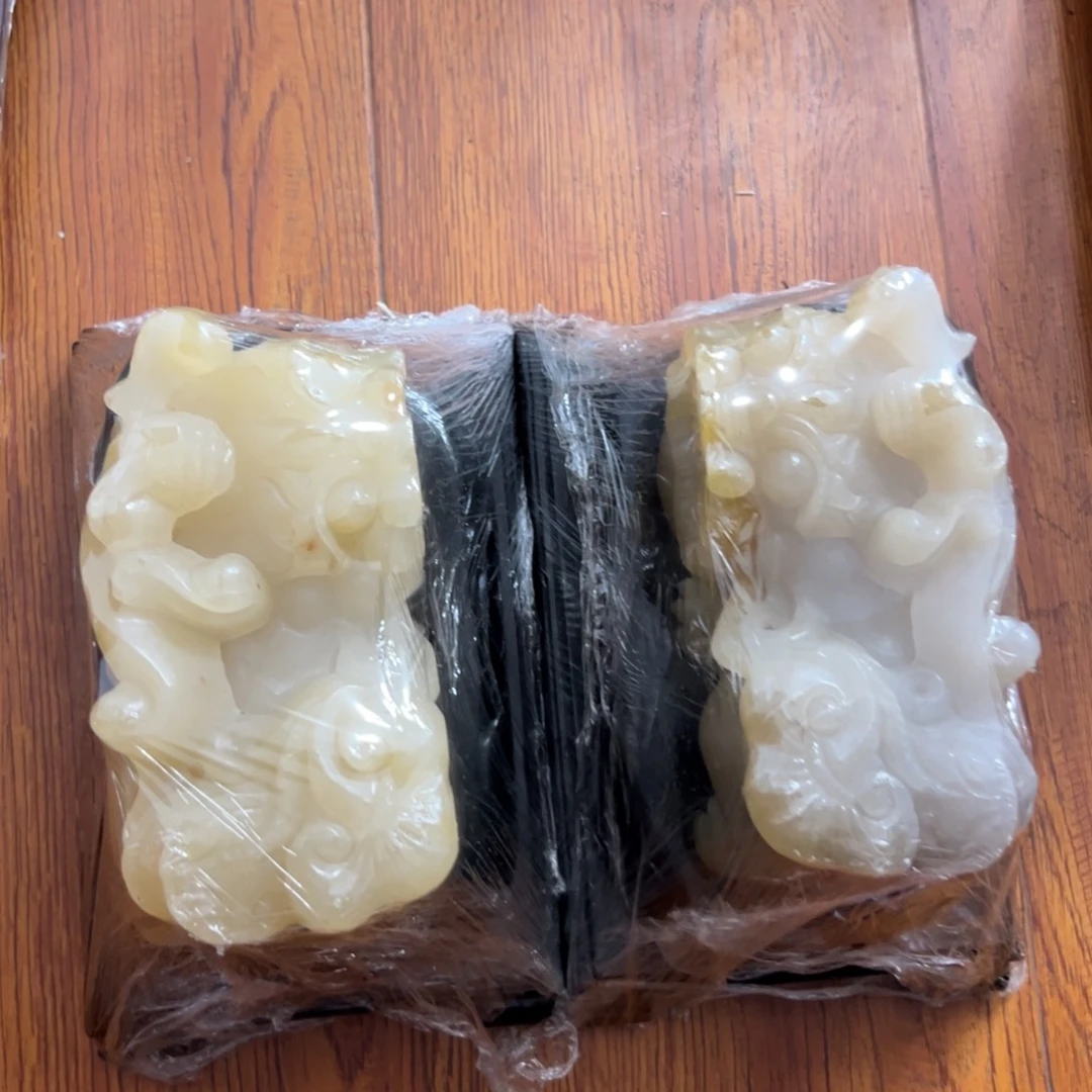 节***制石英质玉（黄龙玉）未镶嵌多样性发货，发其一