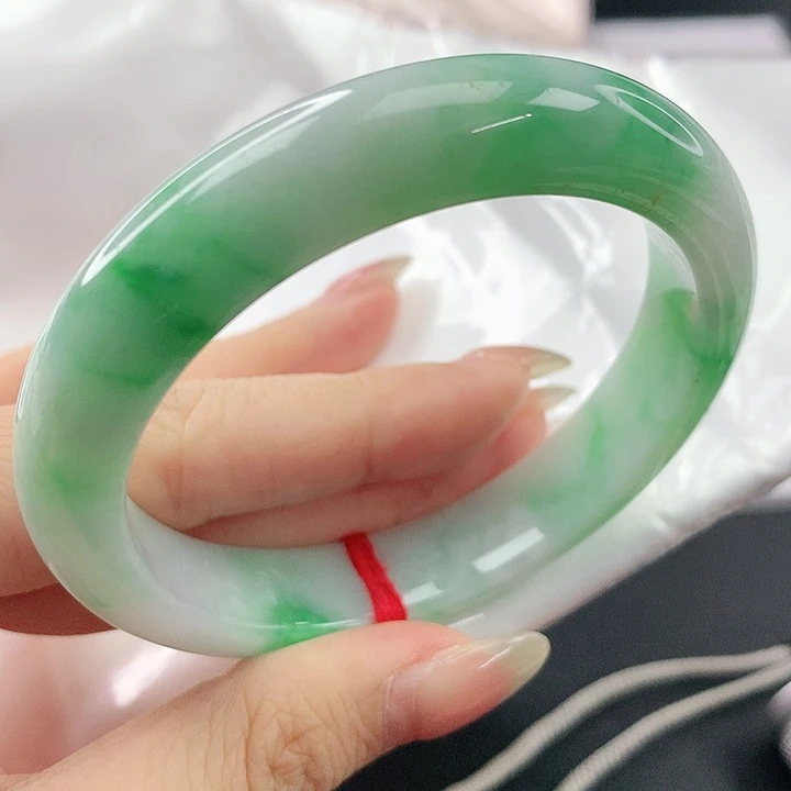 未镶嵌手镯翡翠，161