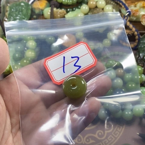 颈饰未镶嵌和田玉（糖玉）陪****之