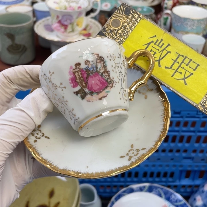 他家瓷器真美…开播了