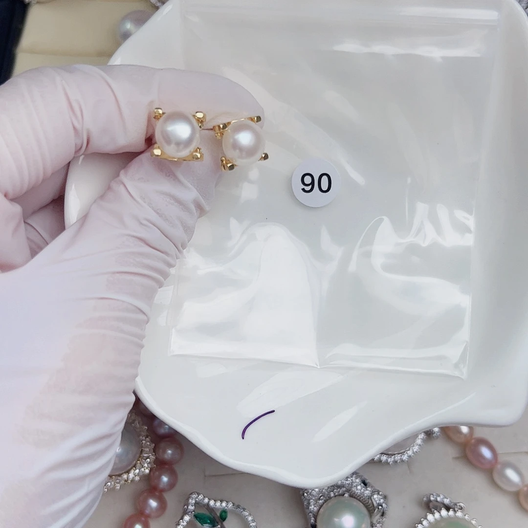 银S925镶嵌淡水珍珠耳饰