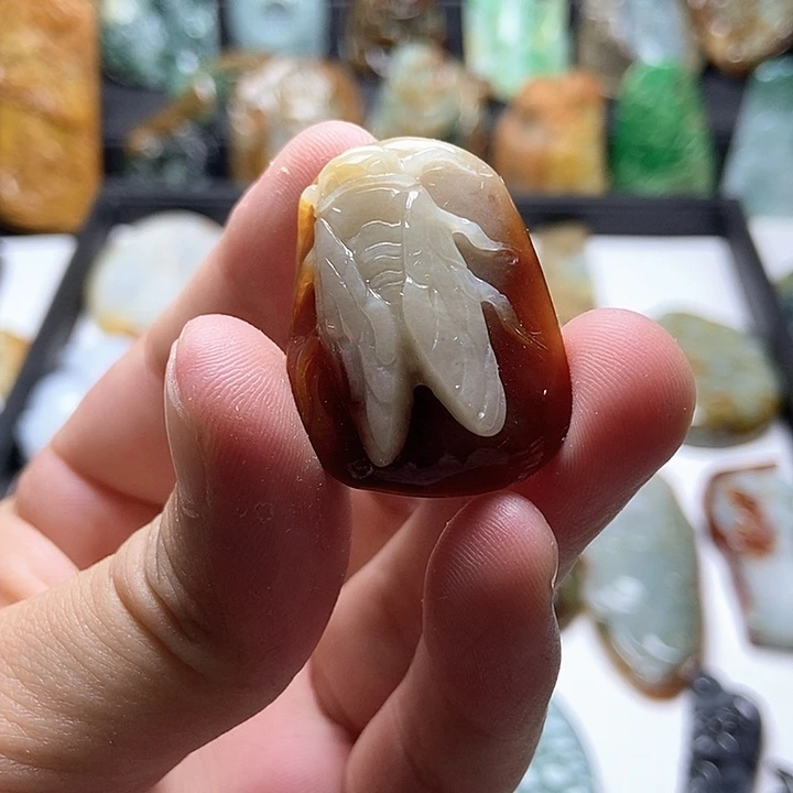 翡翠未镶嵌颈饰翡翠a货