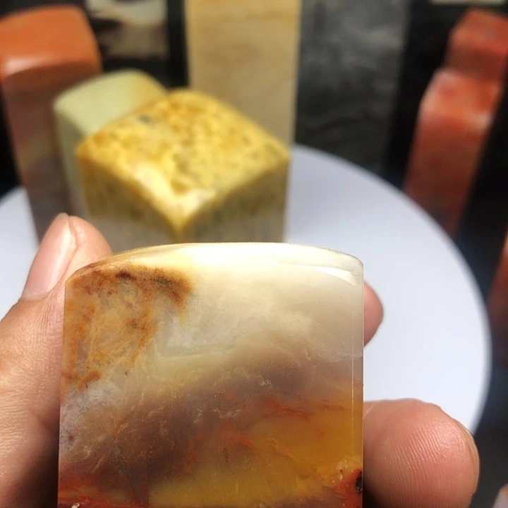 昊****印石昌化石我在这里等着你们