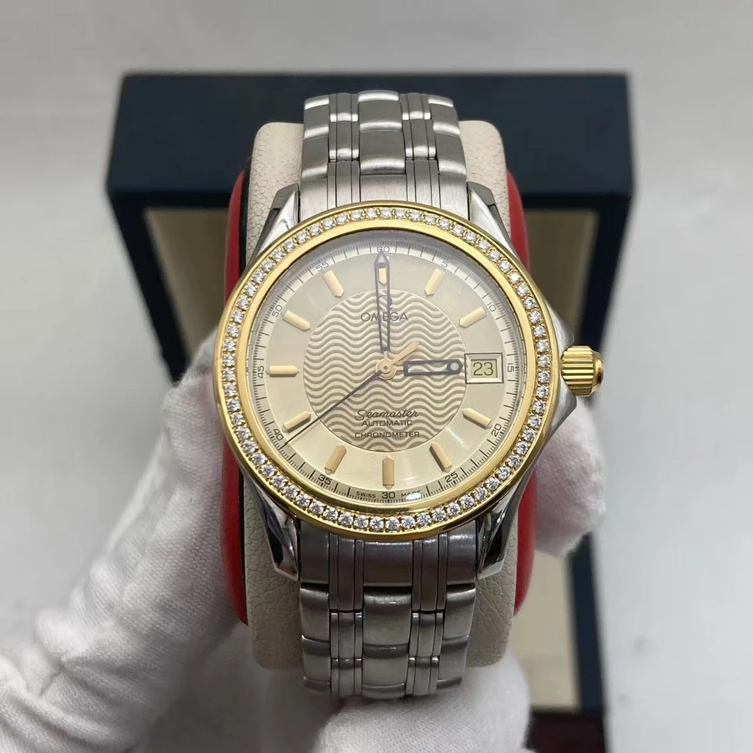 95新 Omega/欧米茄 36.5mm海马后配钻圈后配盘120M防水自动机械表