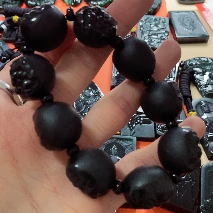 翡翠未镶嵌颈饰翡翠e