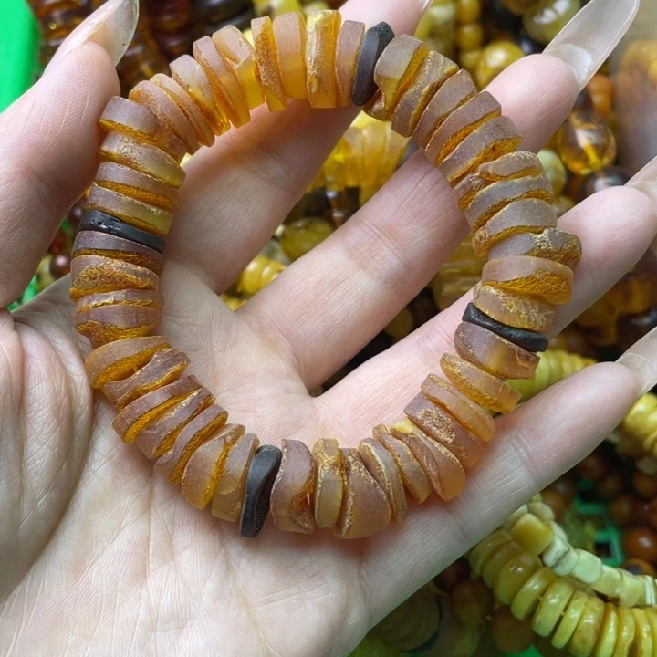 琥珀未镶嵌珠宝奇石