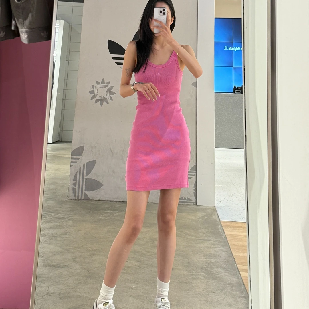 【阿迪达斯/商场同款新品】ADIDAS三叶草女子火龙果色连衣裙JI5750