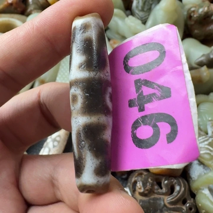 玛瑙/玉髓颈饰合金