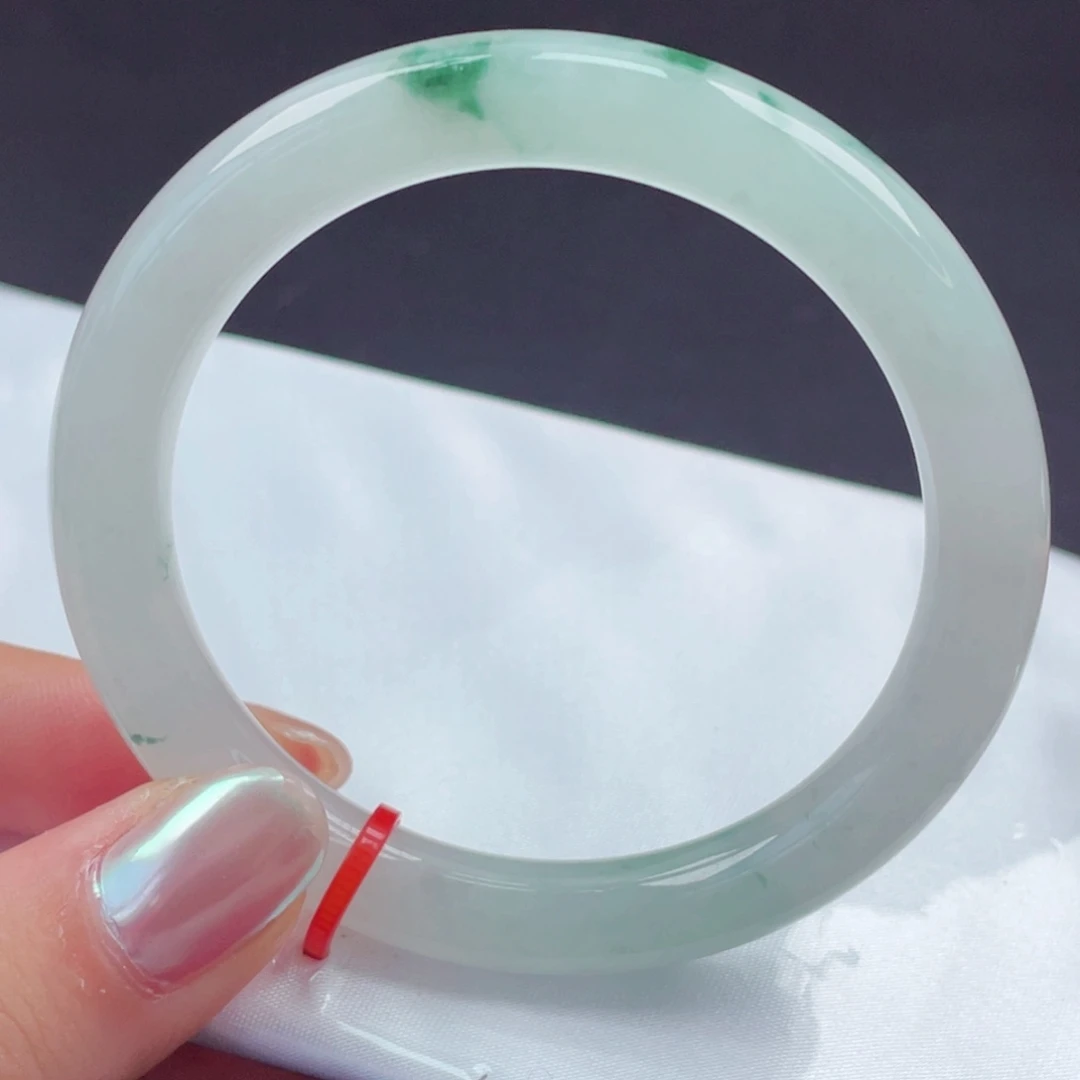 翡翠未镶嵌手镯52圆条