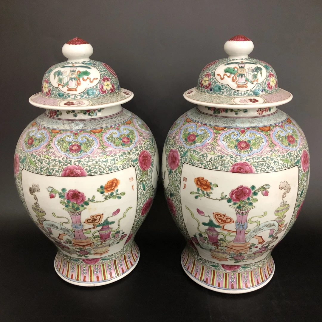 25090059清同治粉彩博古花卉纹将军罐 高43.8cm