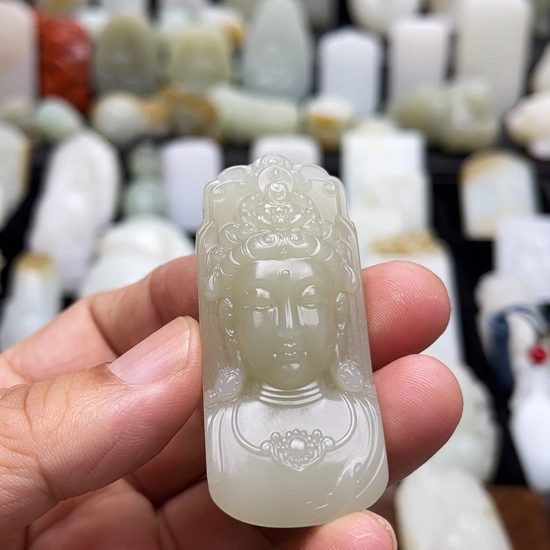 和田玉颈饰未镶嵌