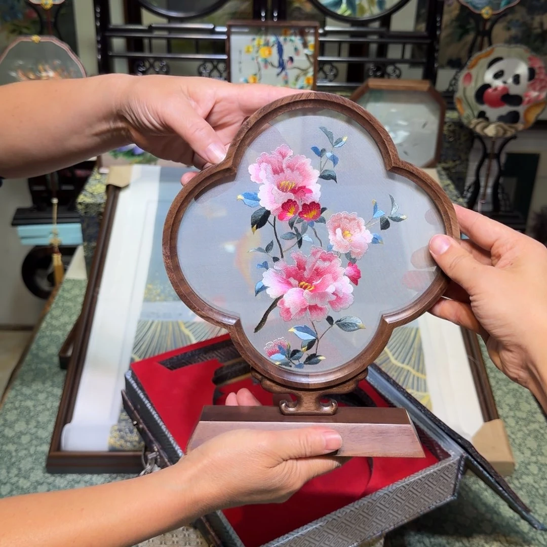 刺绣手工苏绣工艺制作技艺精湛