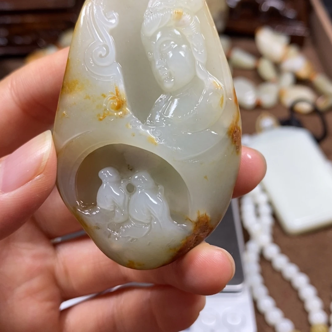 和田玉未镶嵌挂件