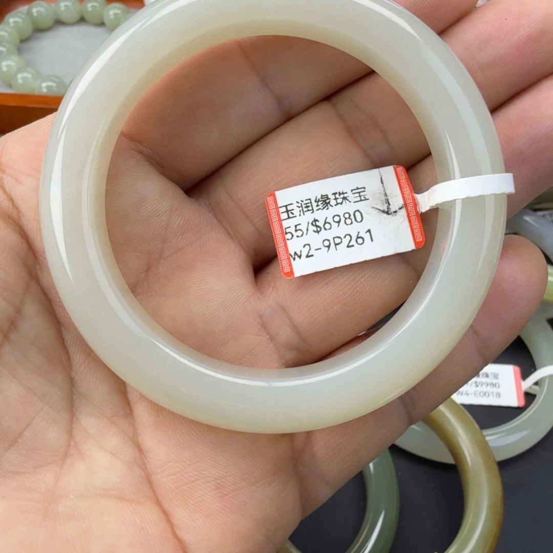 和田玉（糖玉）未镶嵌手链