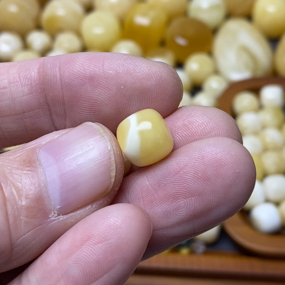 蜜蜡琥珀画未镶嵌天*.