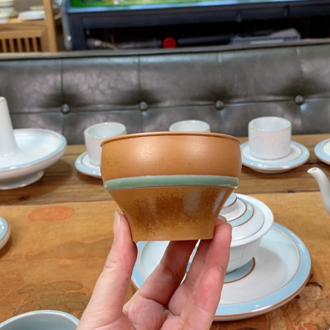 朱砂胎草木灰玉带缠腰