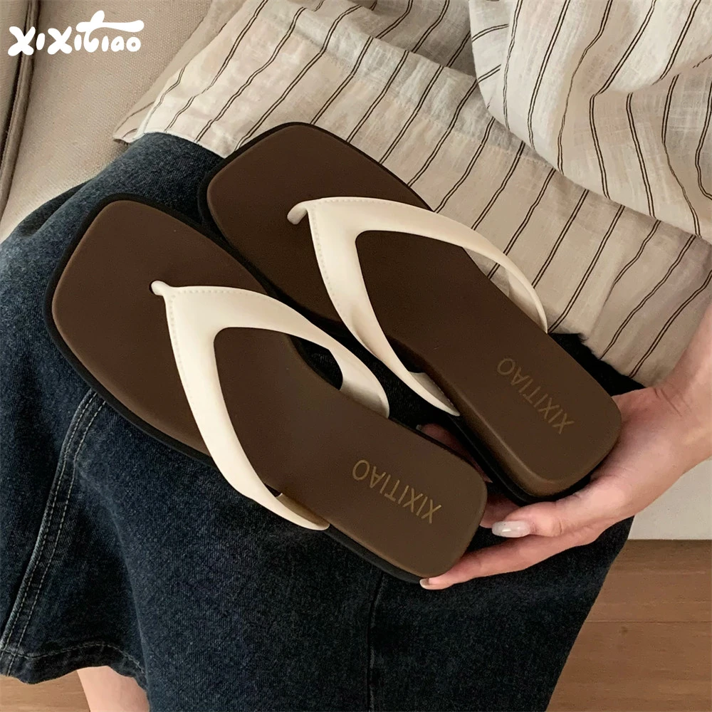 细细条 夏外穿高级感复古拼色厚底坡跟人字拖女时尚度假夹脚凉拖