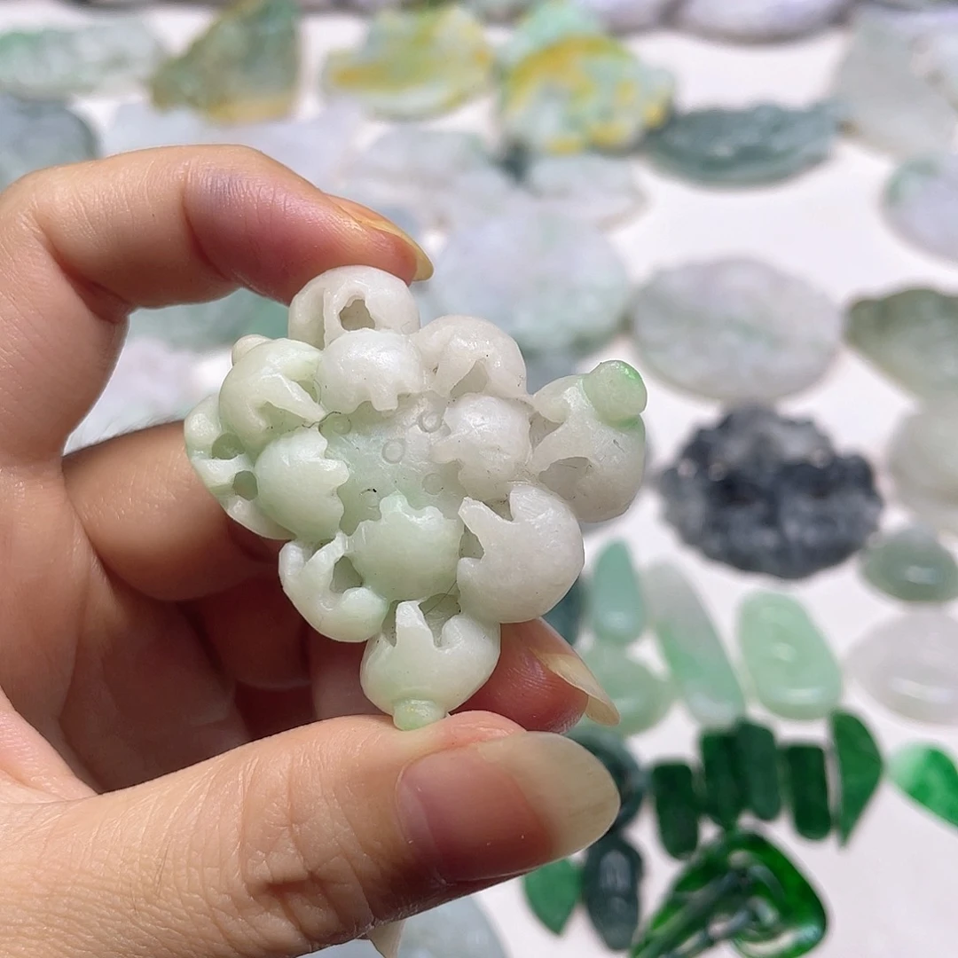 未镶嵌定制翡翠翡翠