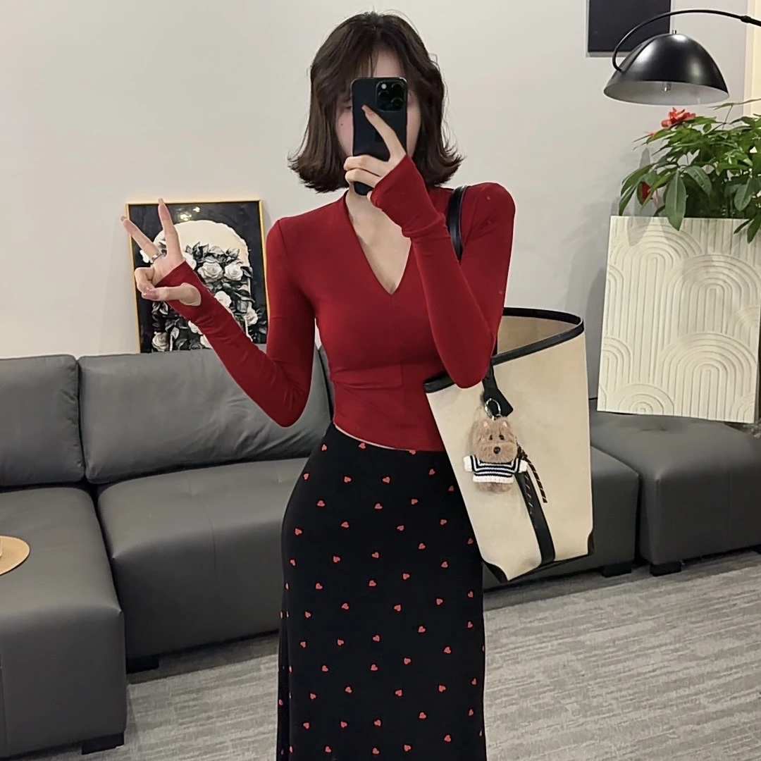 【OS&oneshow】新款早秋套装女气质琉璃红上衣小桃心半身裙高腰显瘦