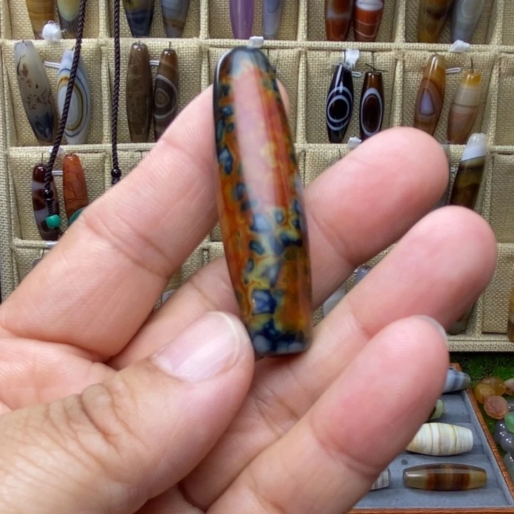 玛瑙/玉髓颈饰未镶嵌石**坤微瑕疵