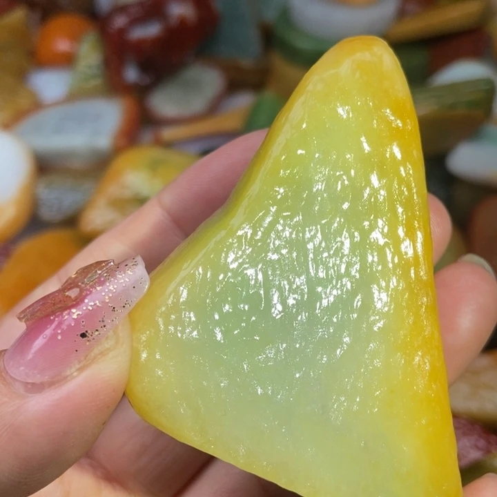 头***头翡翠未镶嵌颈饰缅甸