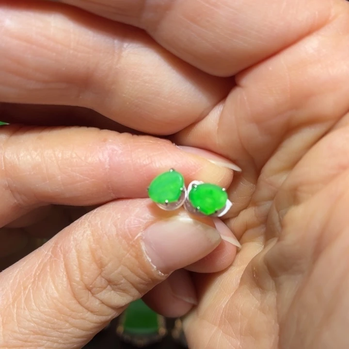 翡翠18K金镶嵌吊坠(不含链)翡翠