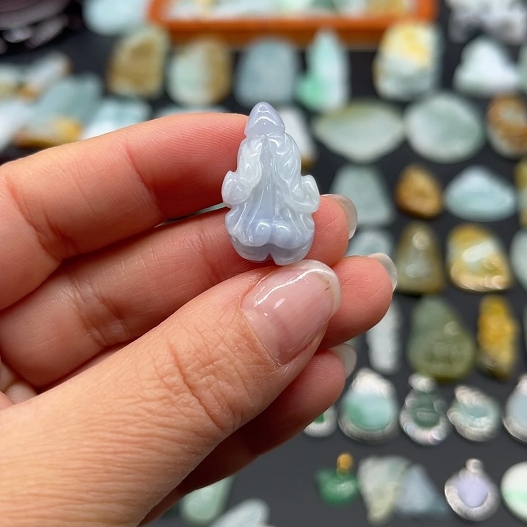 【闪购商品】翡翠颈饰未镶嵌白菜