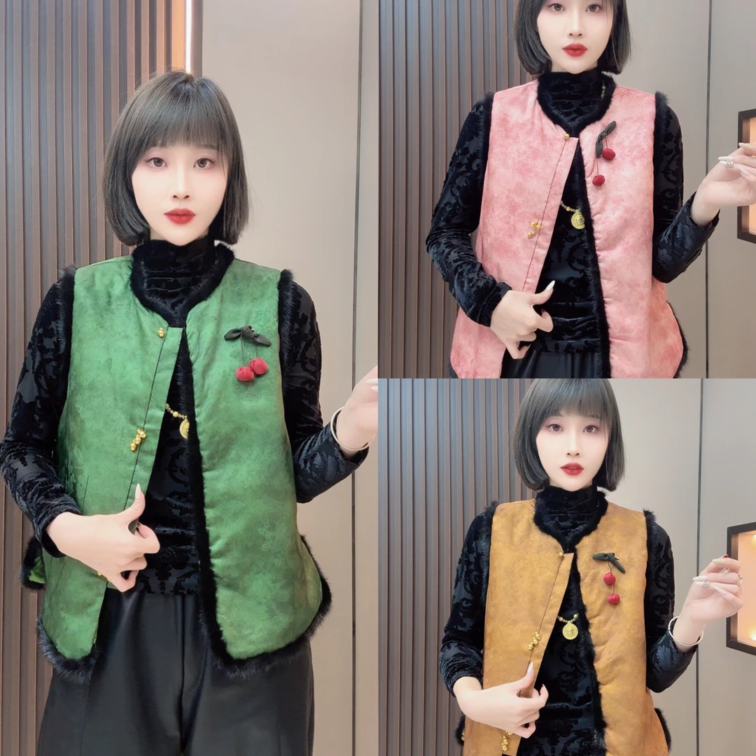 敏宝儿➕1992提花貂毛领马夹樱桃胸针装饰气质时尚国风网红