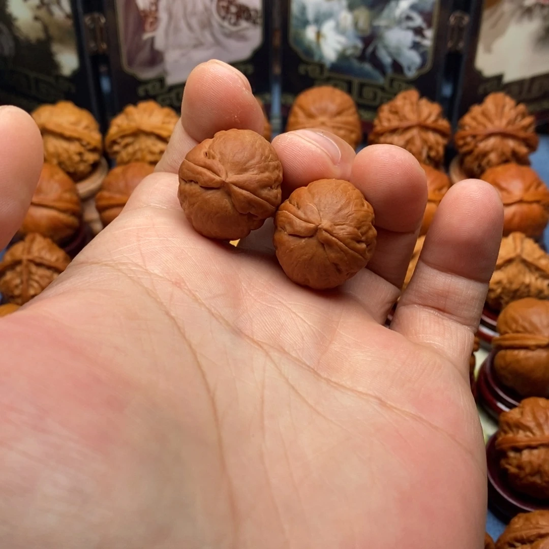 文玩核桃把件赤霞珠