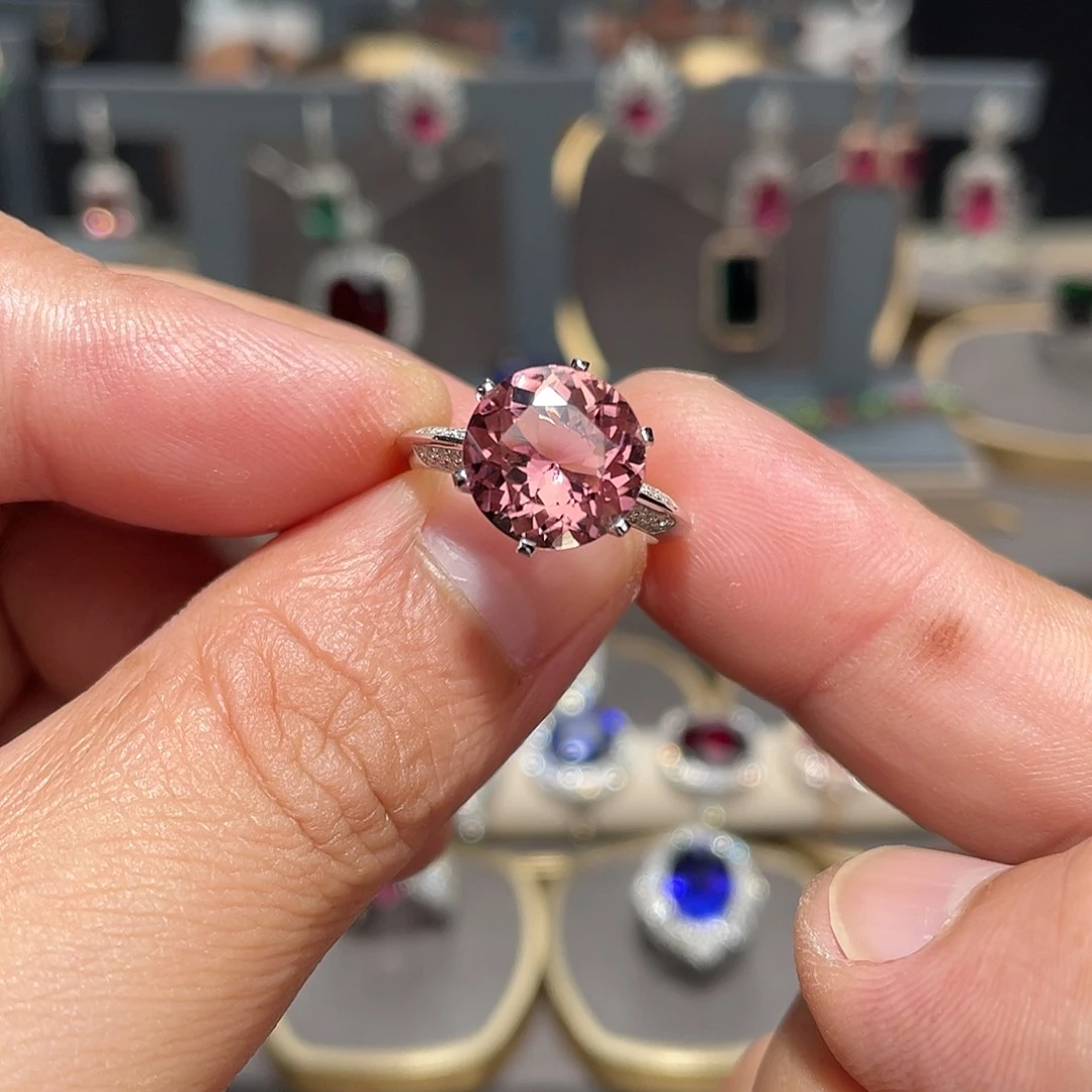 碧玺戒指18K金镶嵌4.2ct