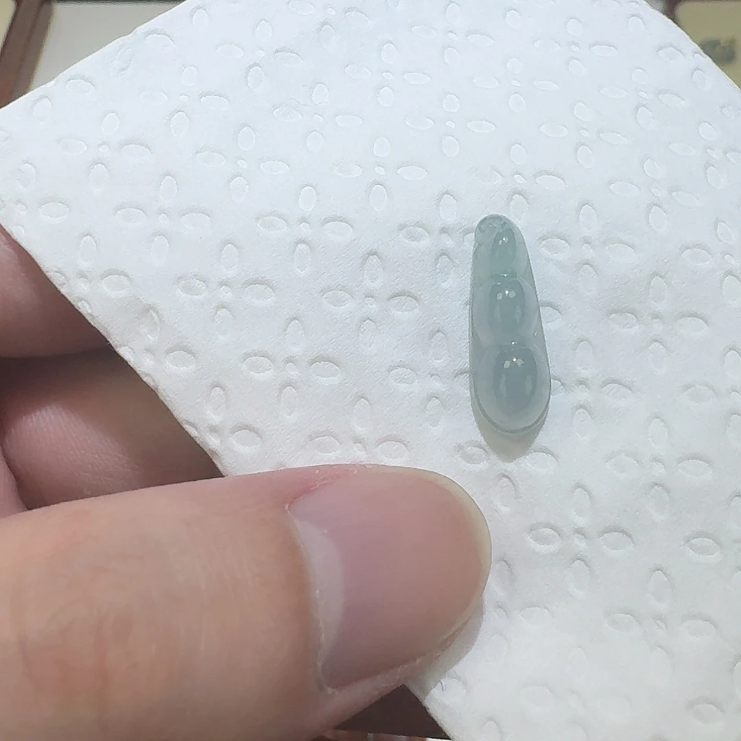 颈饰未镶嵌翡翠豆子