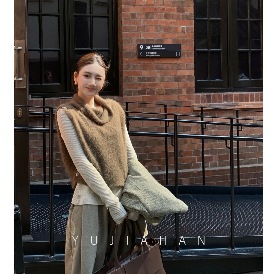 YUJIAHAN「兔毛」经典叠穿造型无袖温暖高领针织背心披肩马甲+打底