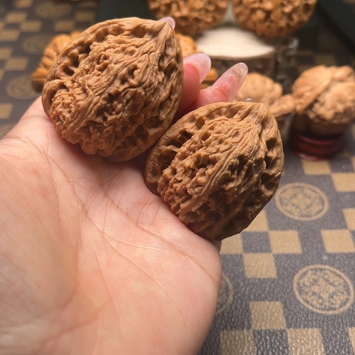 核桃40南疆石文玩