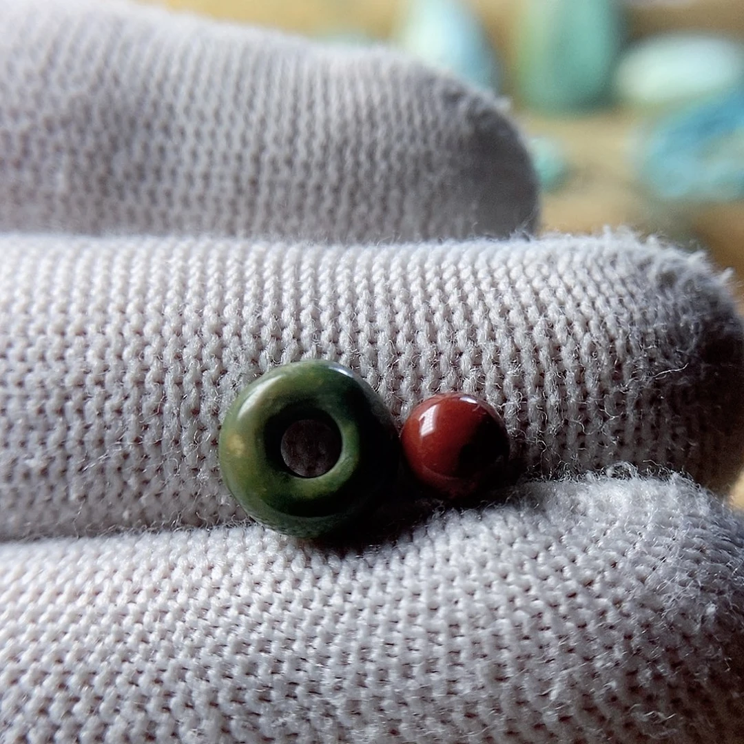 南红玛瑙未镶嵌珠宝奇石