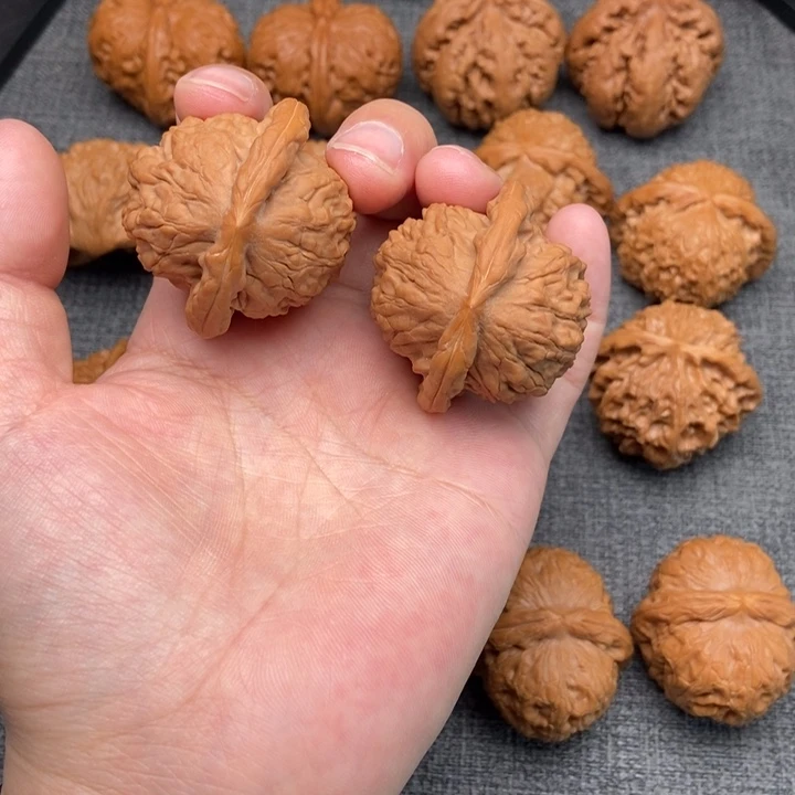 文玩核桃把件大红袍41