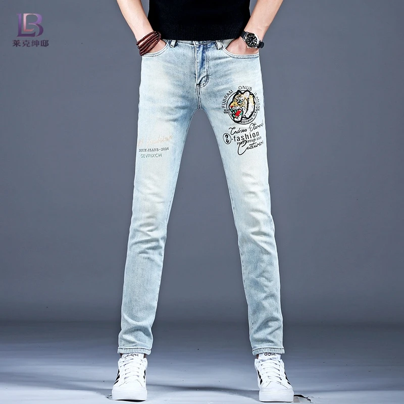 男士时尚潮牌印花牛仔长裤男款薄款2025新款潮流修身弹力百搭裤子