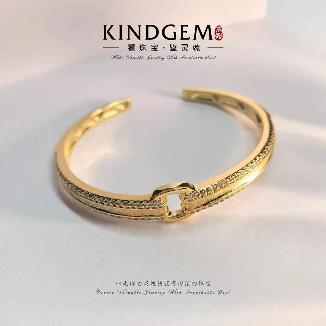 铜合金合成锆石手镯 金色镶嵌时尚经典轻奢百搭开口手镯 C-32718