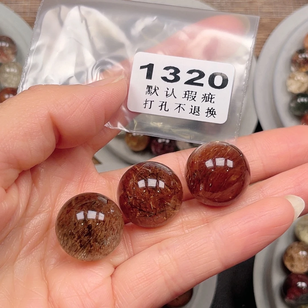 骑***马水晶未镶嵌吊坠(不含链)多样性发一，珠粒3粒