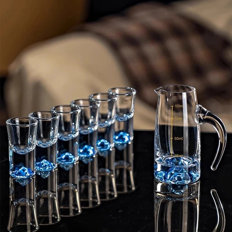 高档蓝山白酒杯分酒器家用轻奢水晶玻璃酒具子弹杯一口杯小酒杯