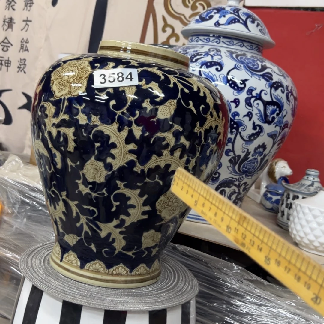 致***国微瑕青花瓷器值得厚爱