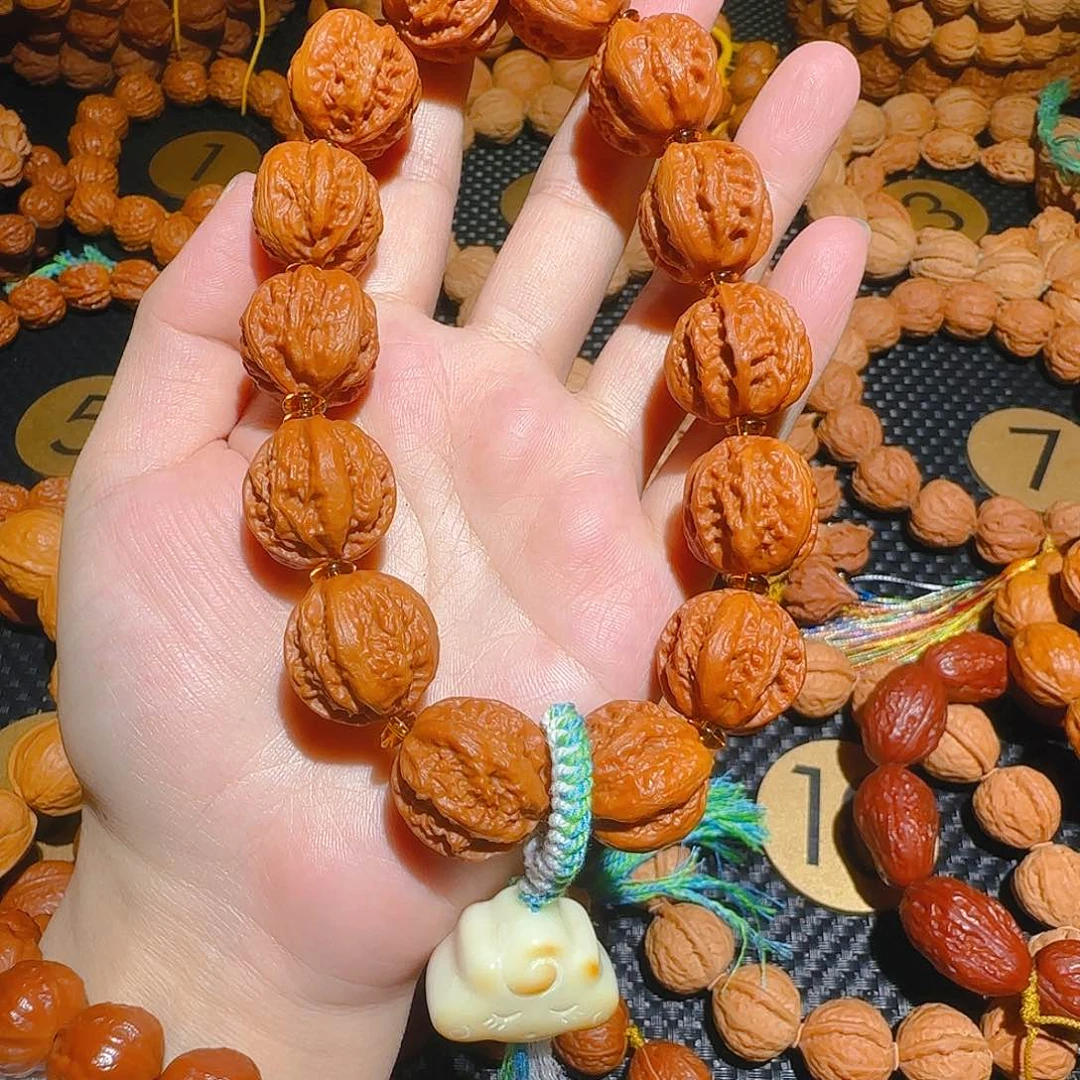 树*生文玩核桃吊坠龙脊八棱