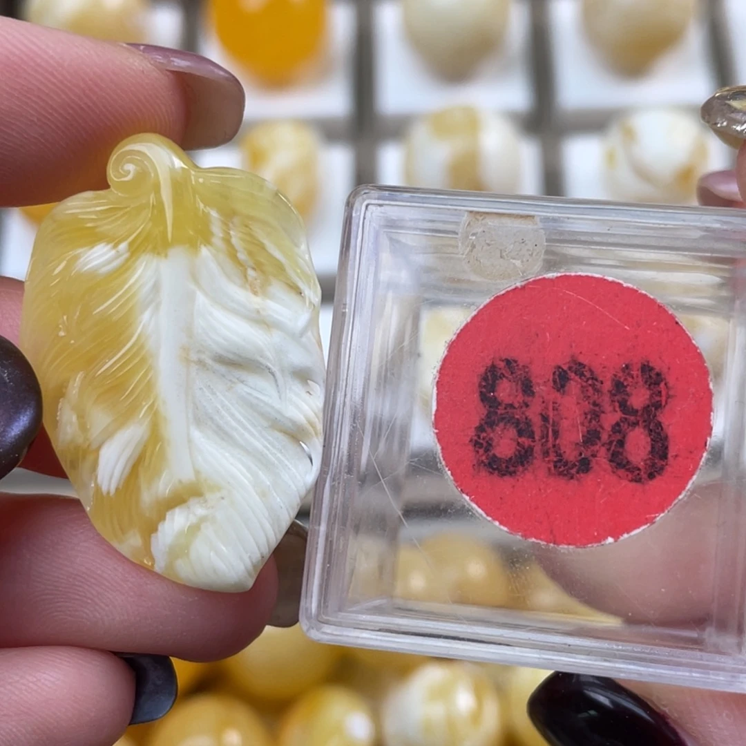 蜜蜡未镶嵌珠宝奇石微瑕