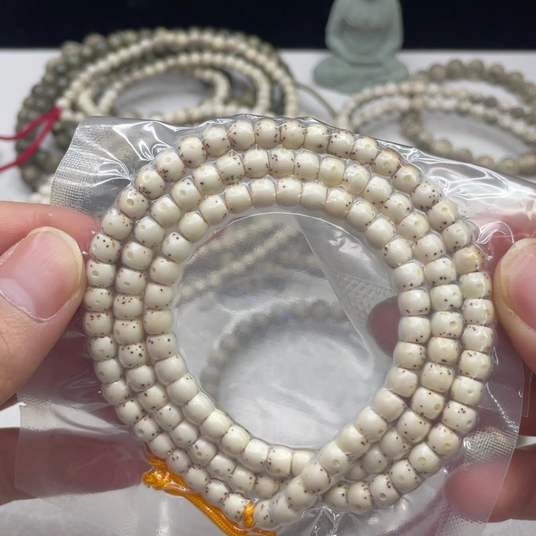 星月菩提吊坠6直切带月120颗