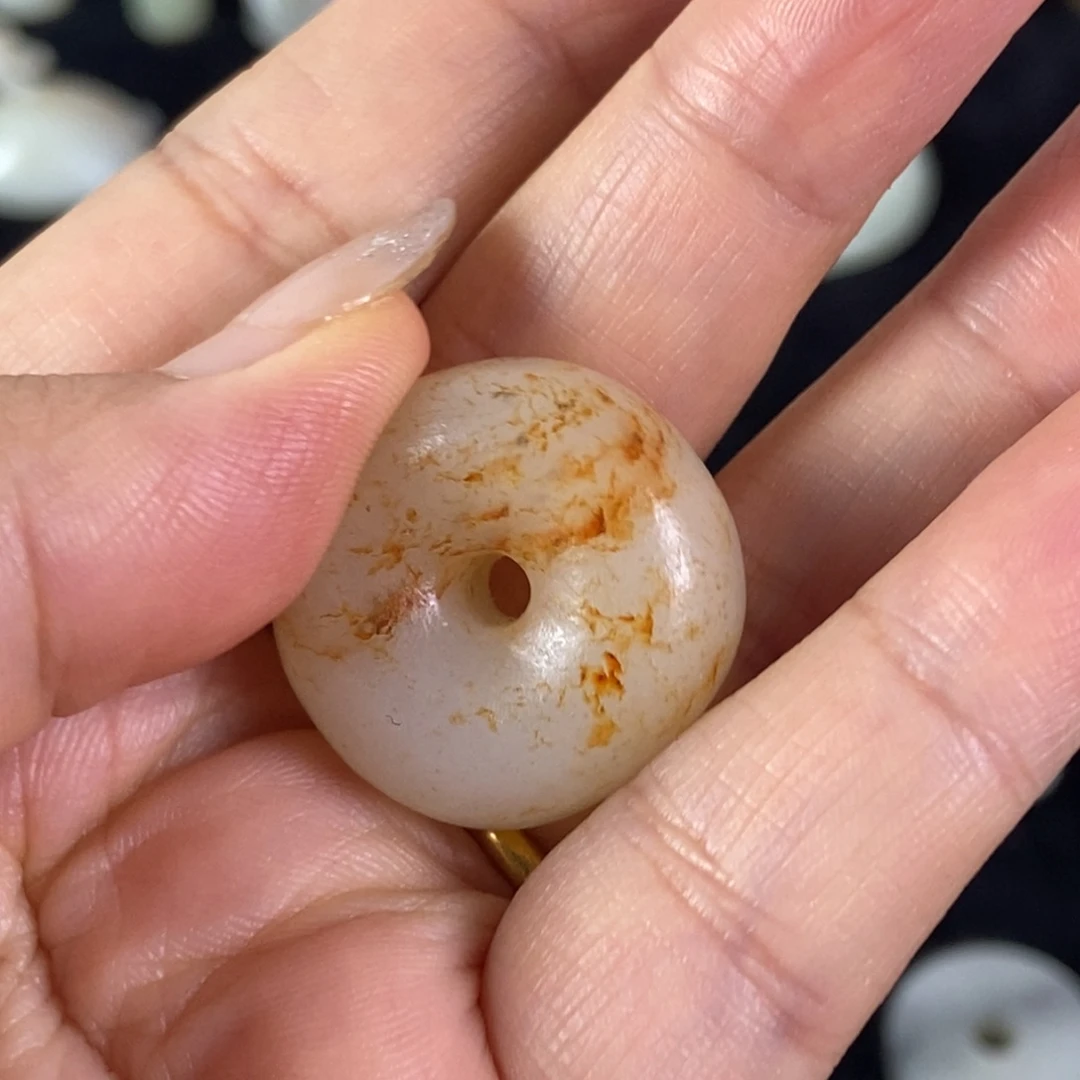 玉***道和田玉（糖玉）未镶嵌挂件