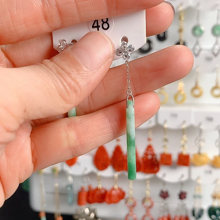 翡翠耳饰银S925镶嵌妮*翡翠