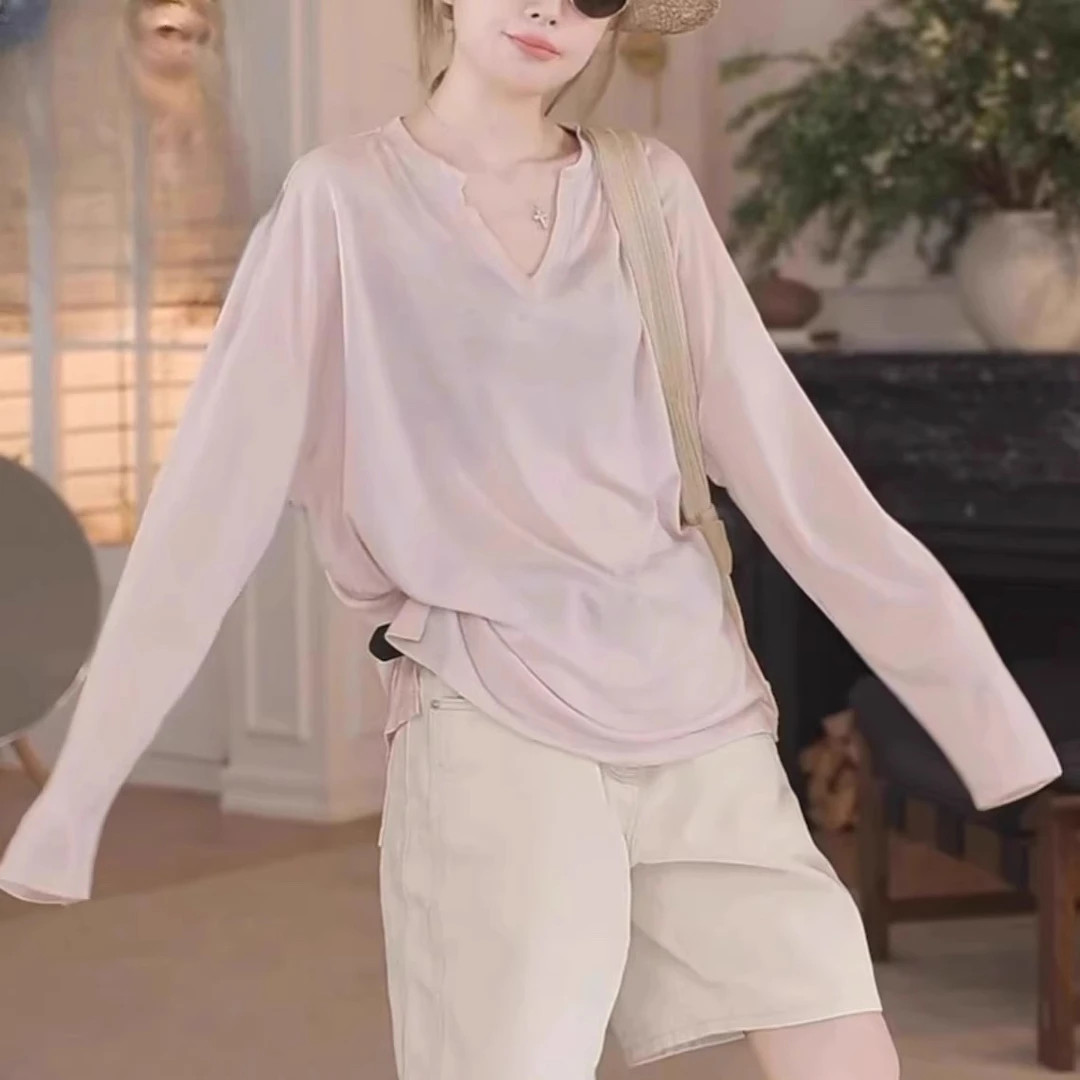慵懒风V领薄款防晒罩衫女2025新款宽松百搭显瘦纯色长袖T恤女夏季