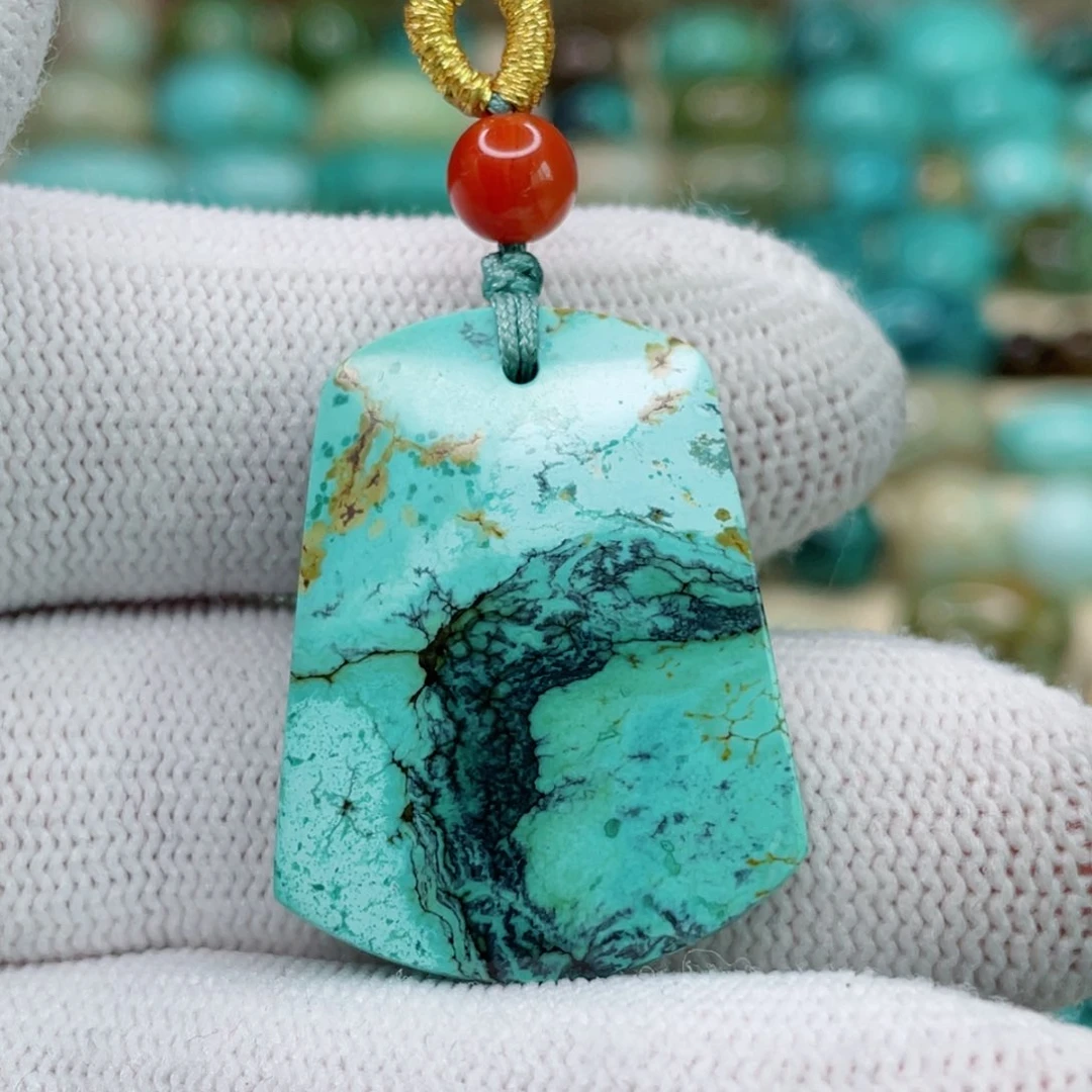 未镶嵌绿松石颈饰