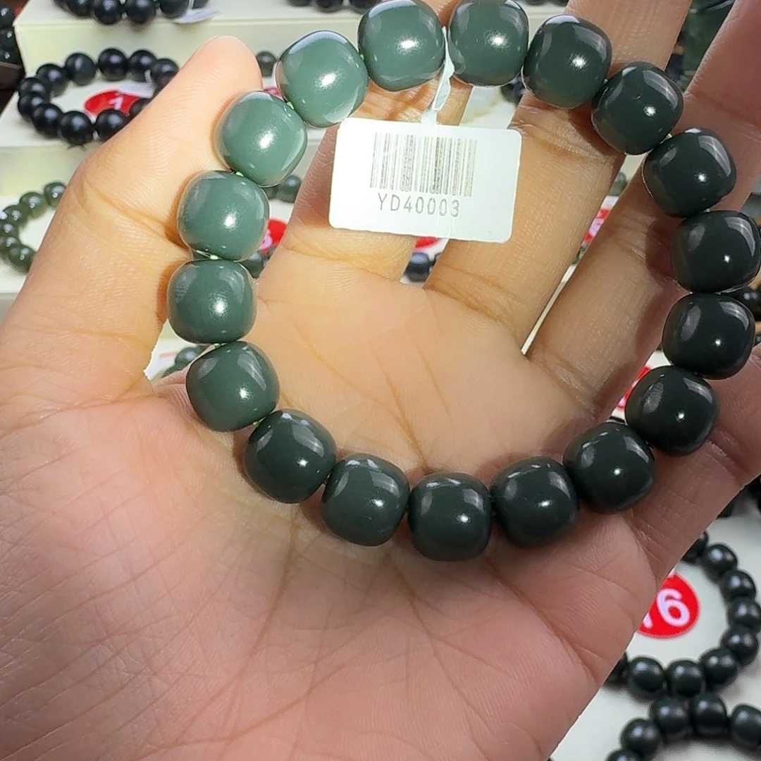 和田玉未镶嵌手串
